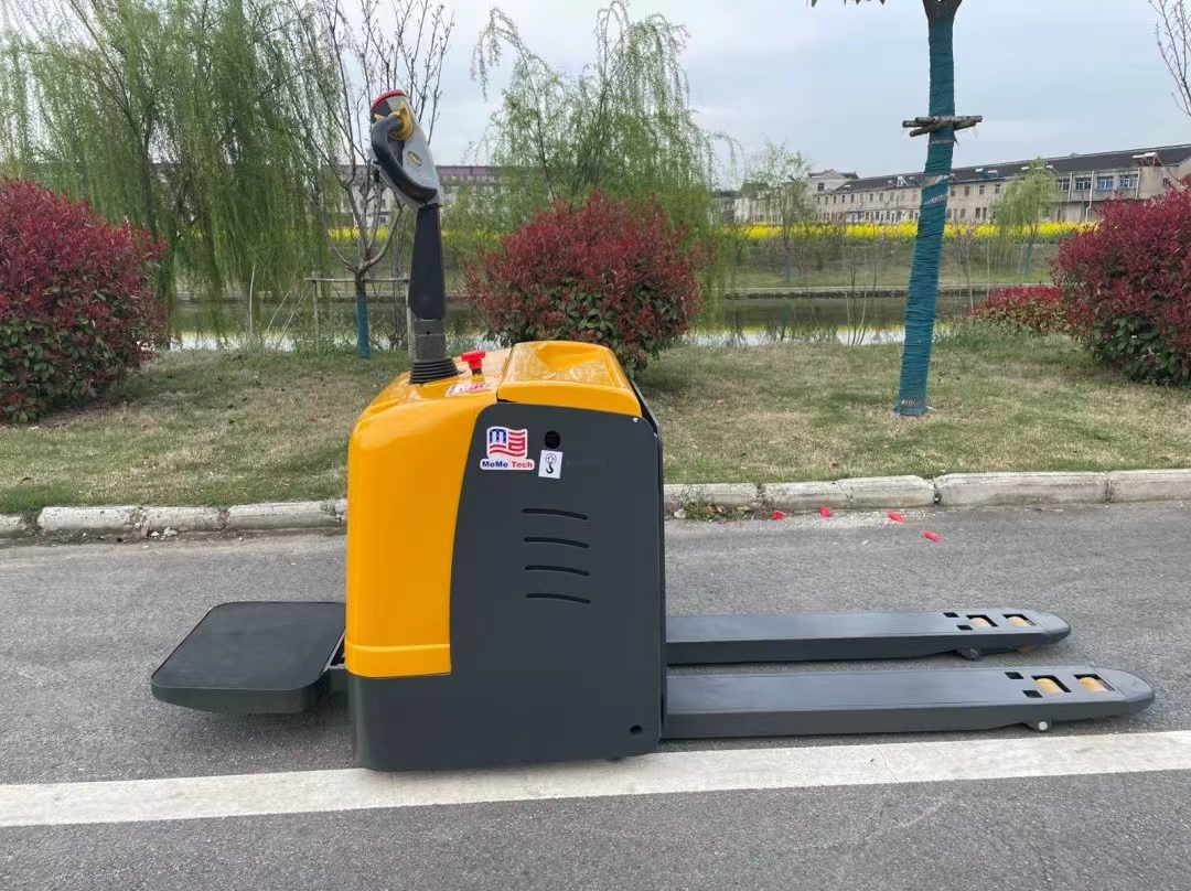 電動(dòng)搬運(yùn)車