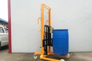 油桶搬運(yùn)車(chē)：哪款更適合你？